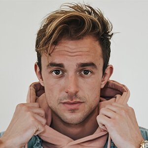 Burak D. Profil